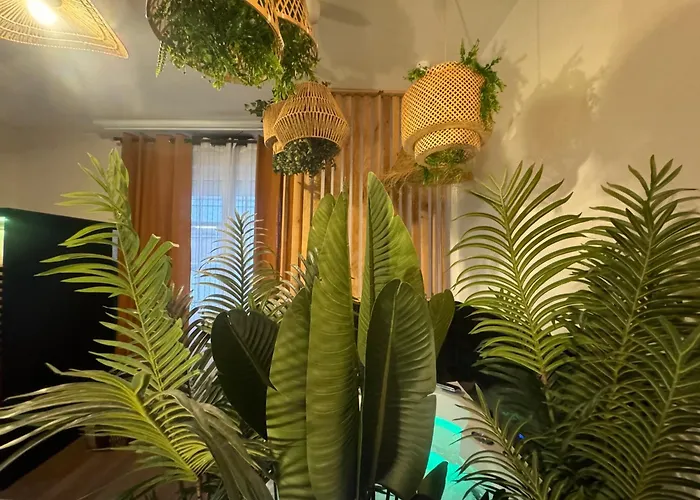 Apartmán L'oasis Angevine - Balneo, Sauna, Cinema & Parking *