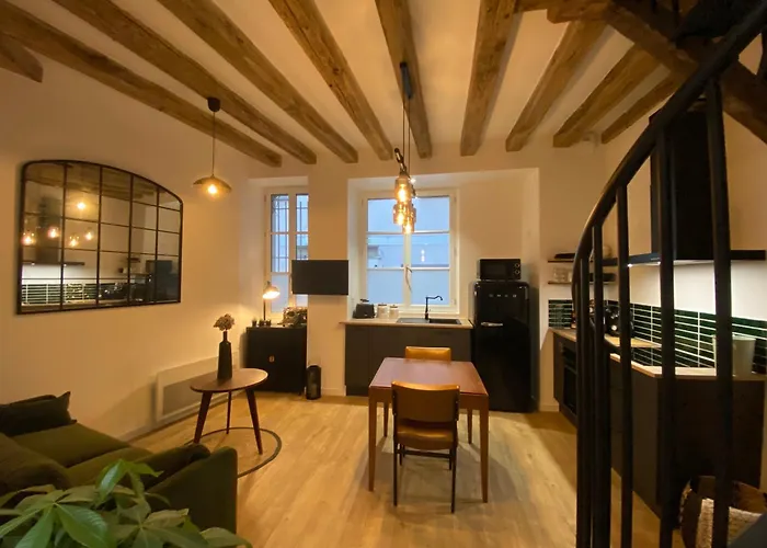 L'oasis Angevine - Balneo, Sauna, Cinema & Parking *